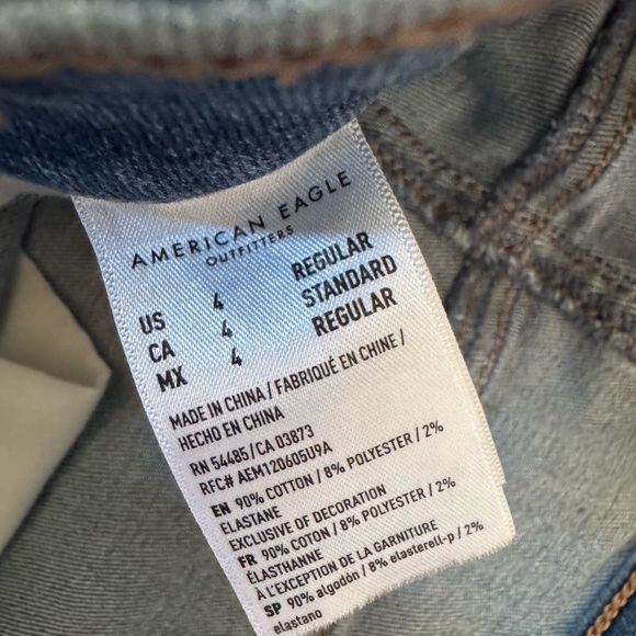 American Eagle Super Hi Rise Jegging Size 4 Next Level Stretch Denim Distressed - Picture 5 of 5